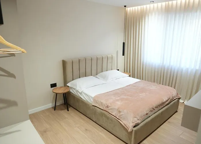 Apartamento Huqi Luxury 2 *