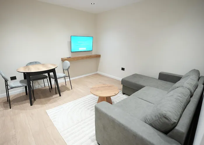 Apartamento Huqi Luxury 2 *