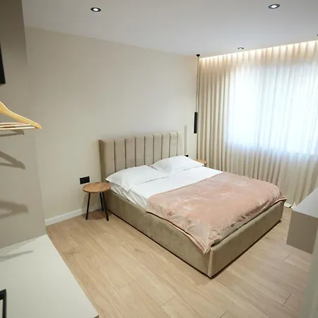 Apartment Huqi Luxury 2 *