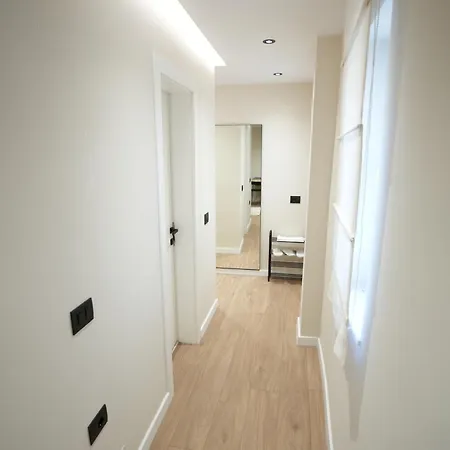 Huqi Luxury 2