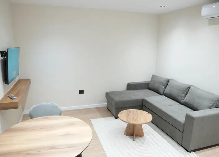 Huqi Luxury 2 Apartment